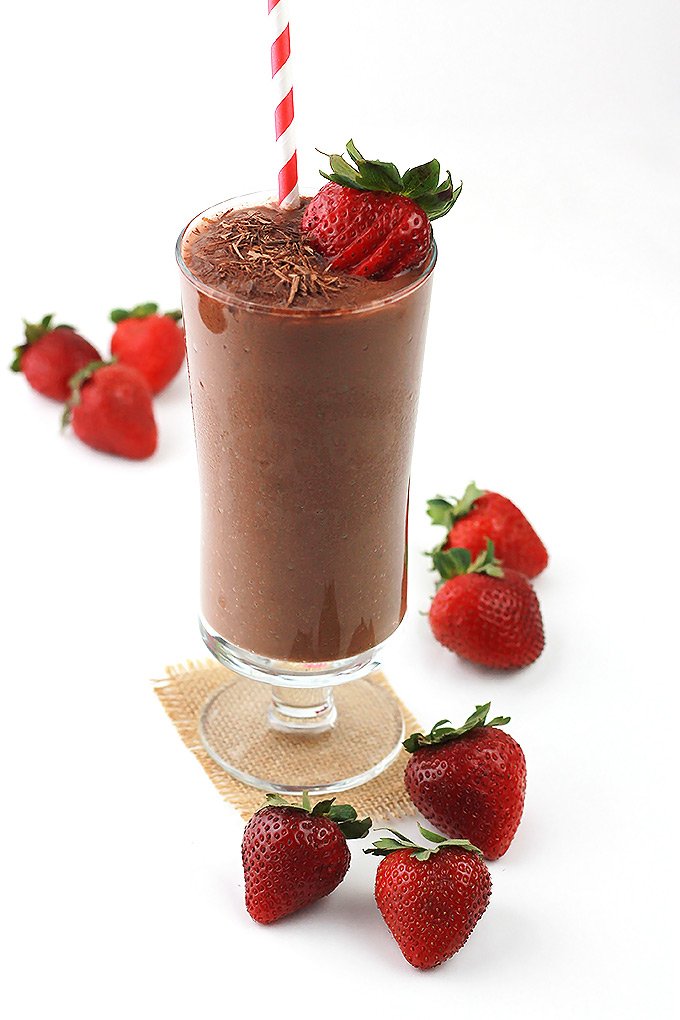 Strawberry Smoothie strawberry chocolate chia smoothie thewholeserving