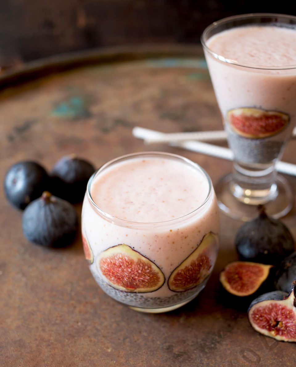 fruit smoothie fig and chia seed smoothie aninas recipes