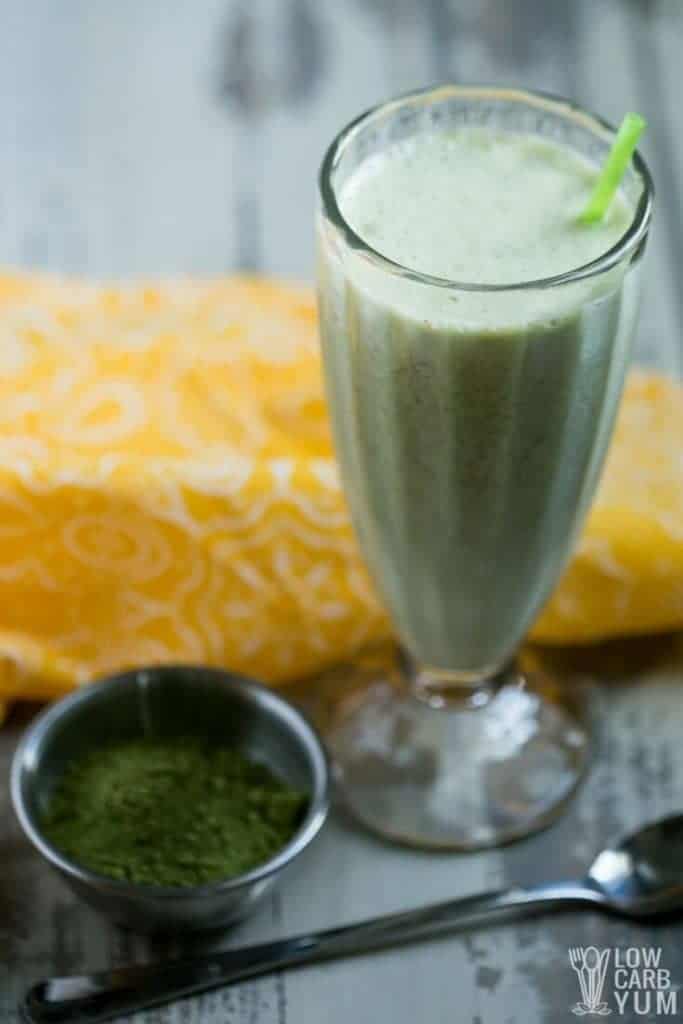 green smoothie keto matcha green tea lowcarbyum