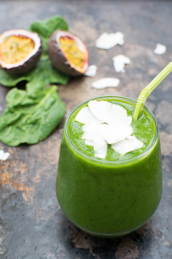 green smoothie vegan deep green smoothie