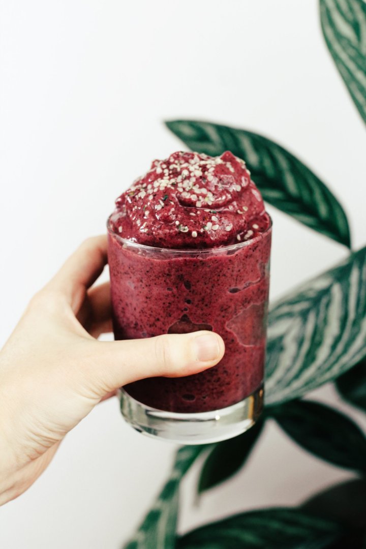 healthy stress relief lavnder smoothie localrootsdietitian