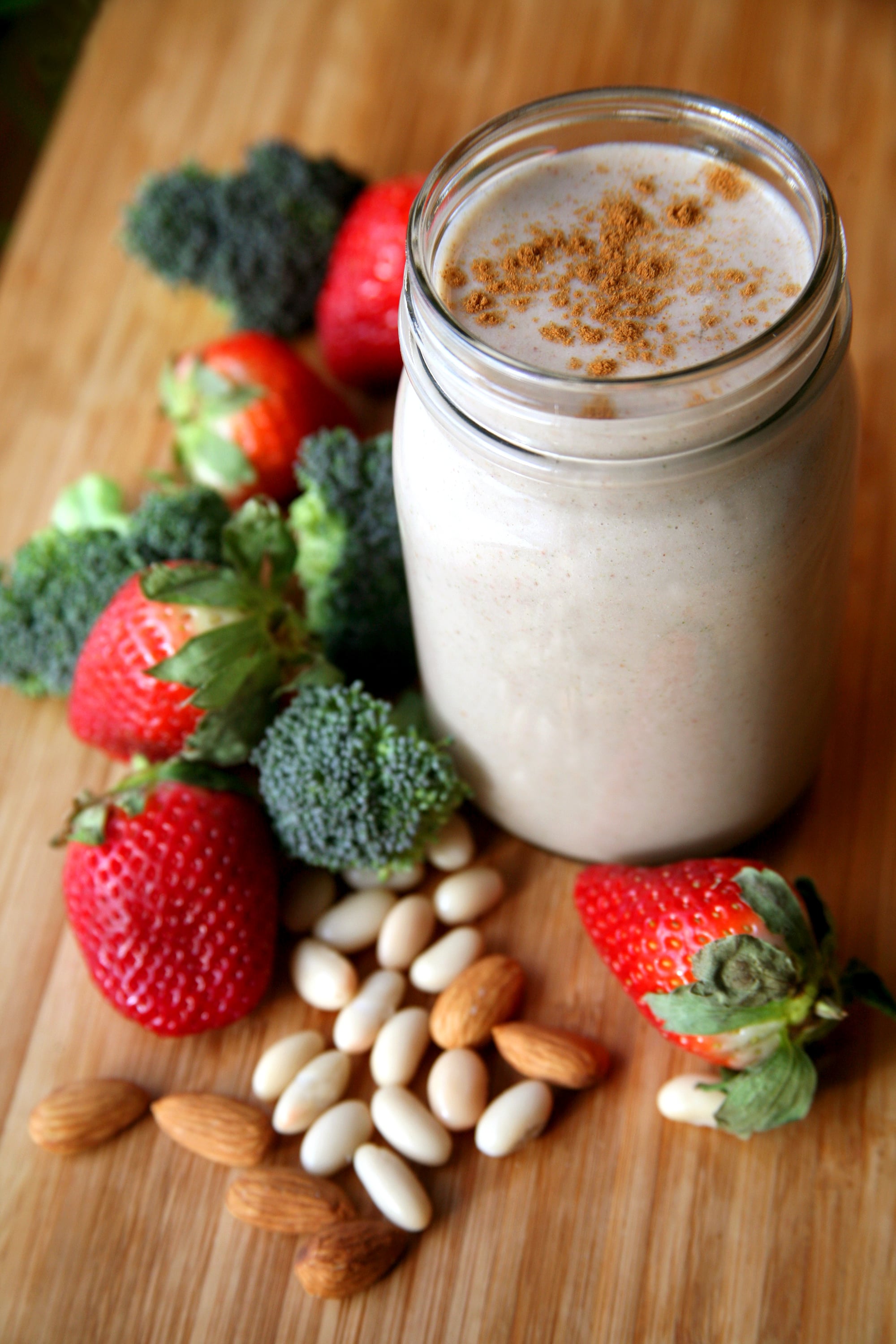 weight loss metabolism boosting veggie and fruit smoothie popsugar.