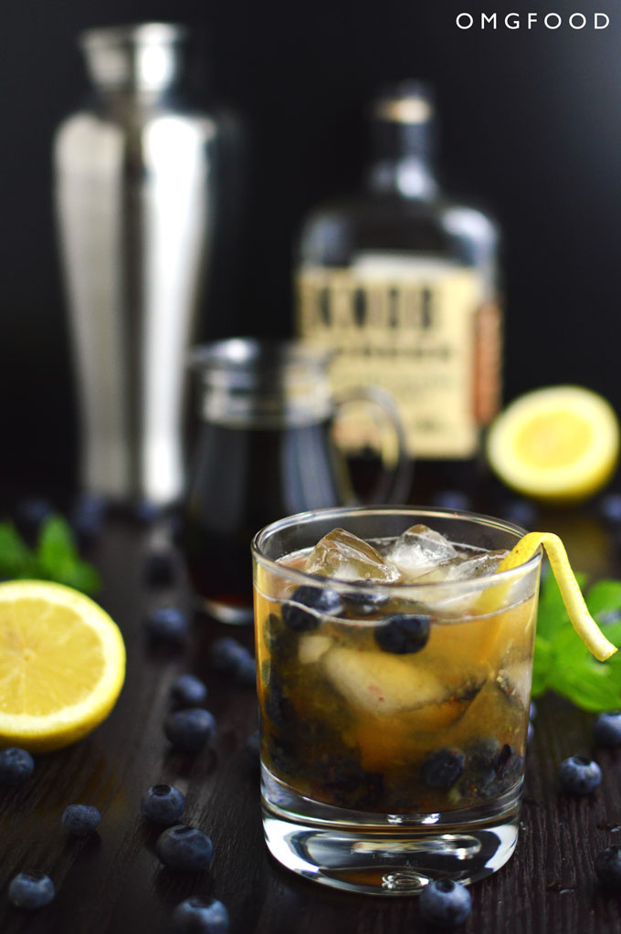 bourbon cocktail blueberry basil bourbon smash omgfood