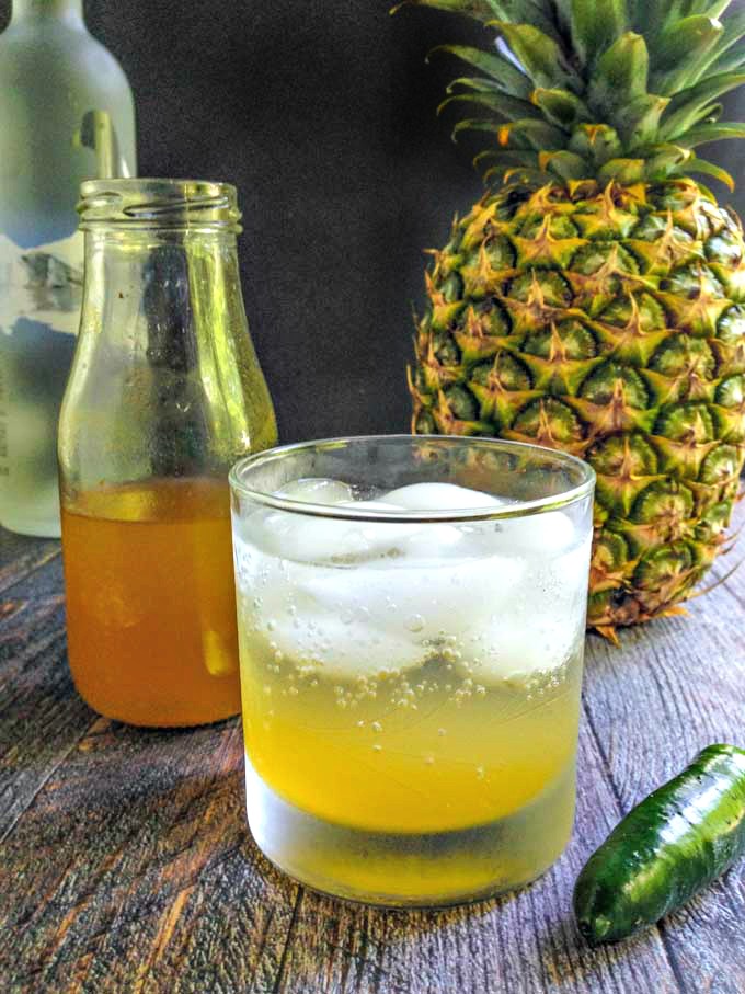 summer cocktails h pineapple jalapeno shrub cocktail mylifecookbook.