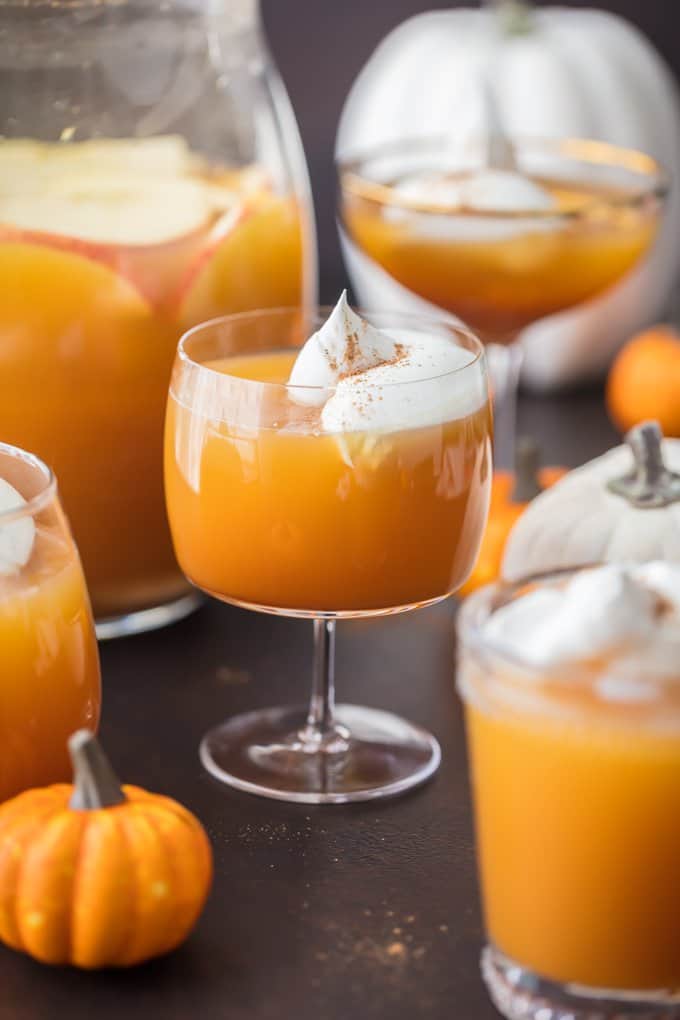 thanksgiving cocktails pumpkin pie punch thecookierookie