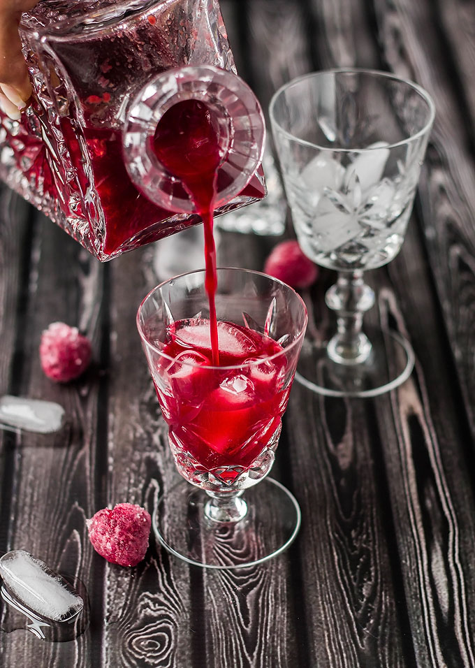 liqueur raspberry liqueur elixir cookswithcocktails