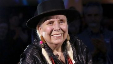 JoniMitchell2020NAMMShow35thAnnualNAMM 91frhtGD5Pl